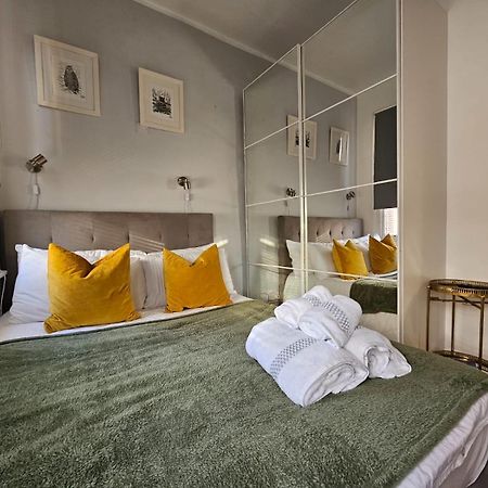 Beautiful And Spacious Flat Λονδίνο Εξωτερικό φωτογραφία
